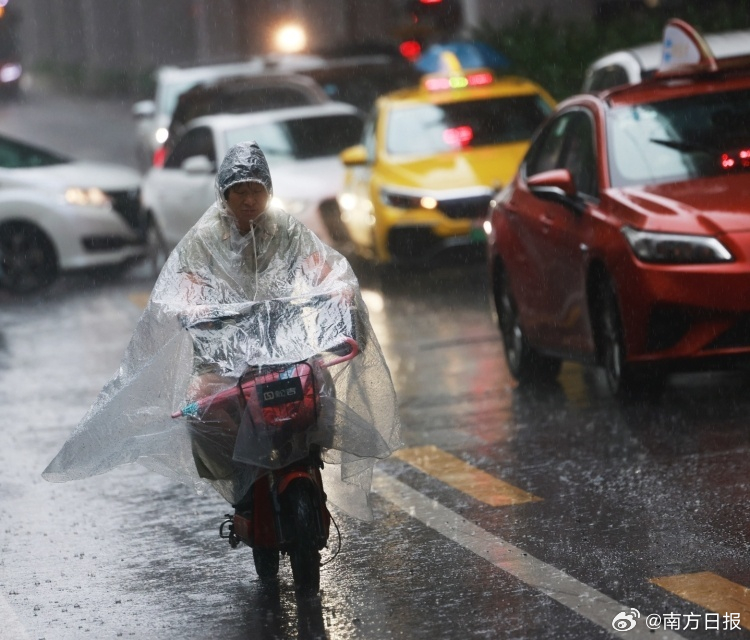 暴雨信号下的广东省，警醒与应对